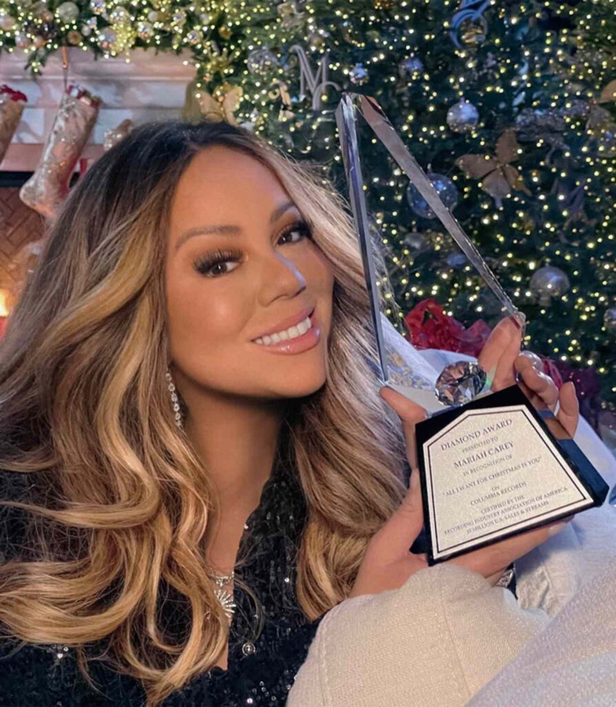 Mariah Carey receives Diamond RIAA