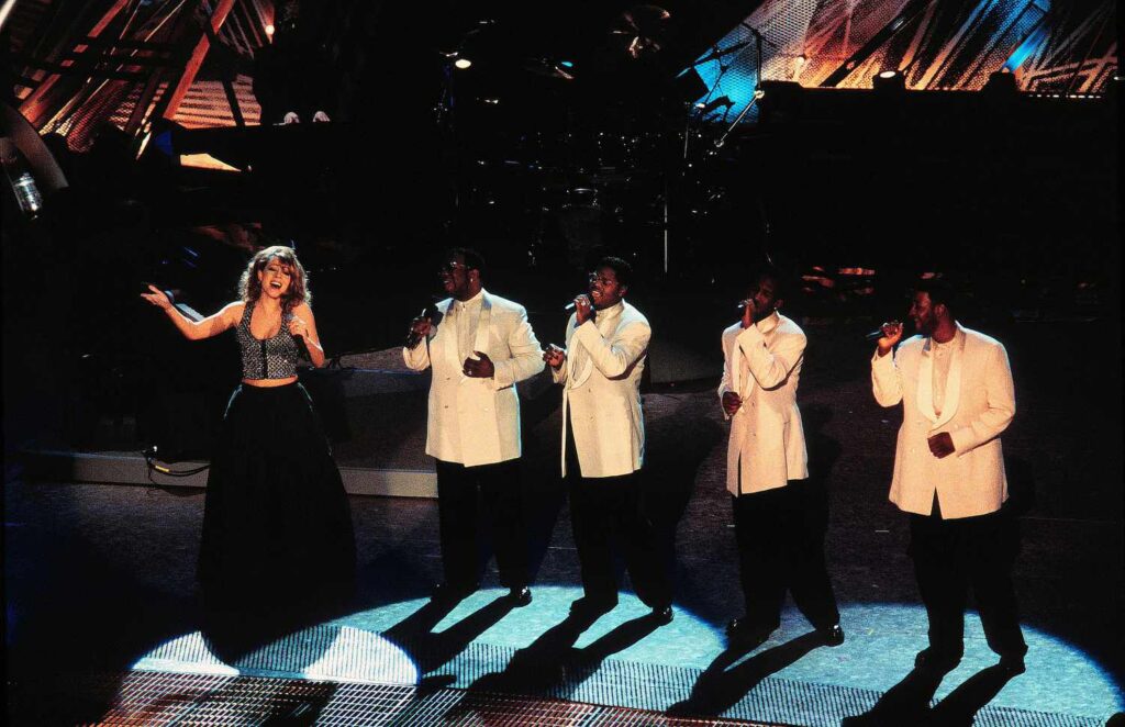 Mariah Carey Boyz II Men perform 1996 Grammies One Sweet Day